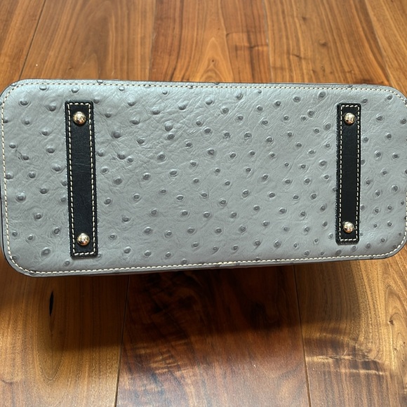 NWOT Dooney Bourke Ostrich Pattern Leather Dome Satchel. - Picture 9 of 13